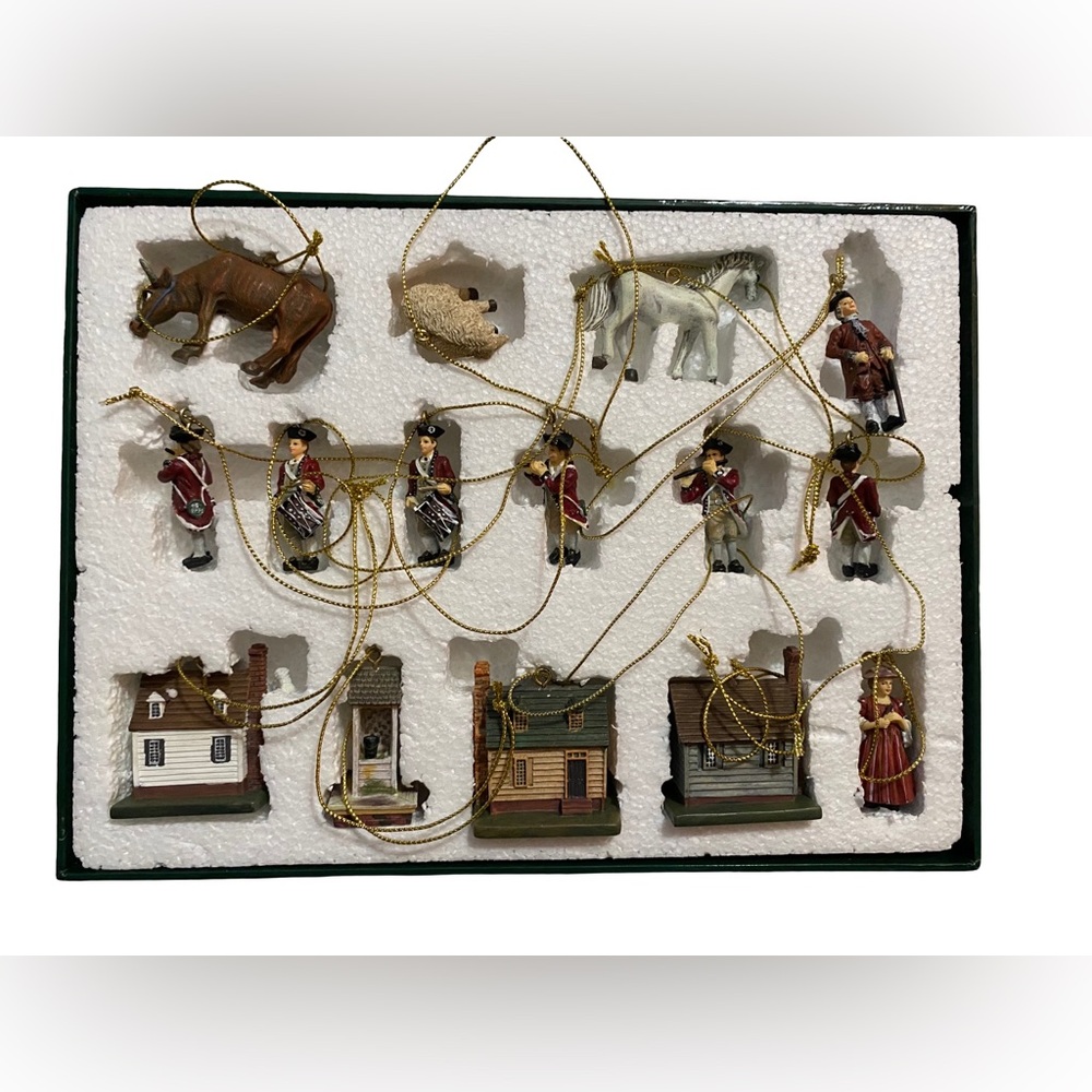 2002 Lang & Wise Williamsburg Collectibles‎ 14 Miniature Ornaments 0509013 NOB